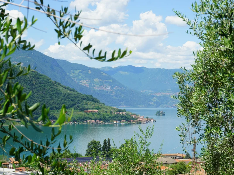 Lago d'Iseo e Monte Isola