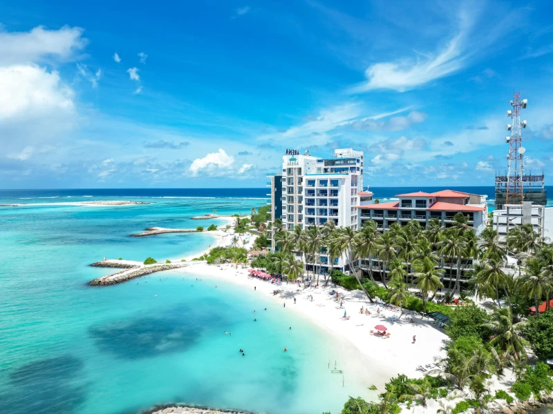 Isole locali: Maafushi e Thoddoo