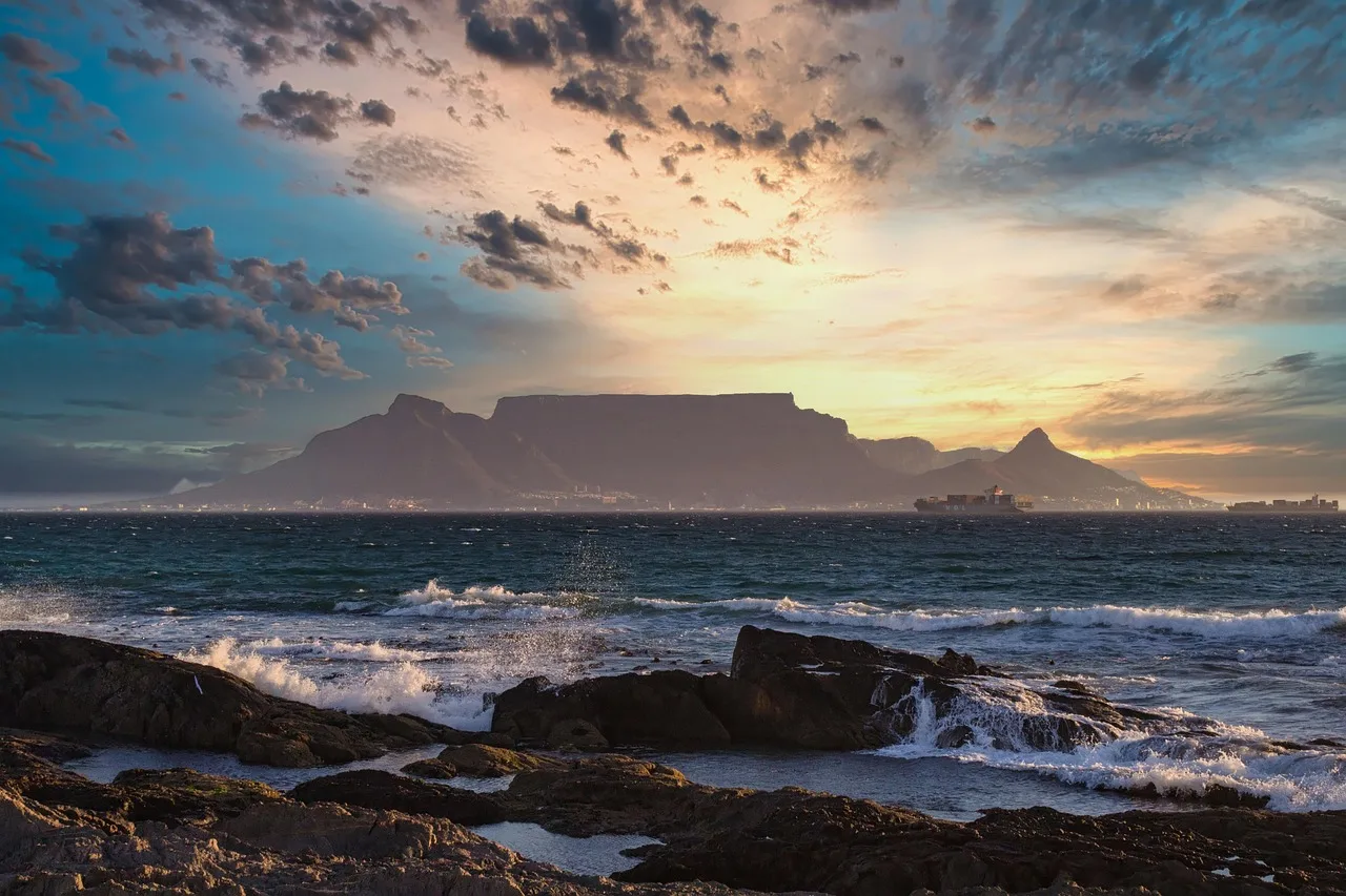 Table Mountain al tramonto, Città del Capo