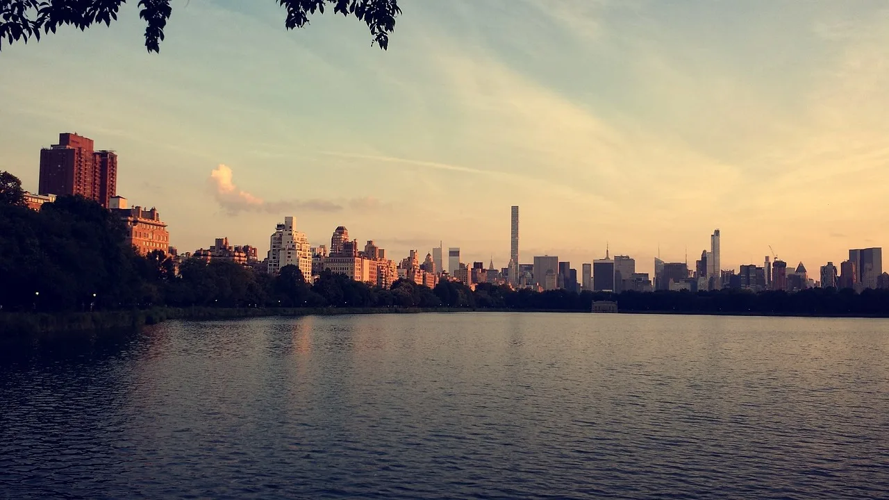 Skyline di New York al tramonto
