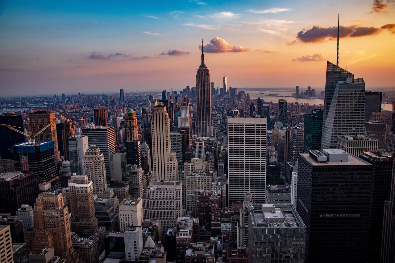 Manhattan dall'alto al tramonto