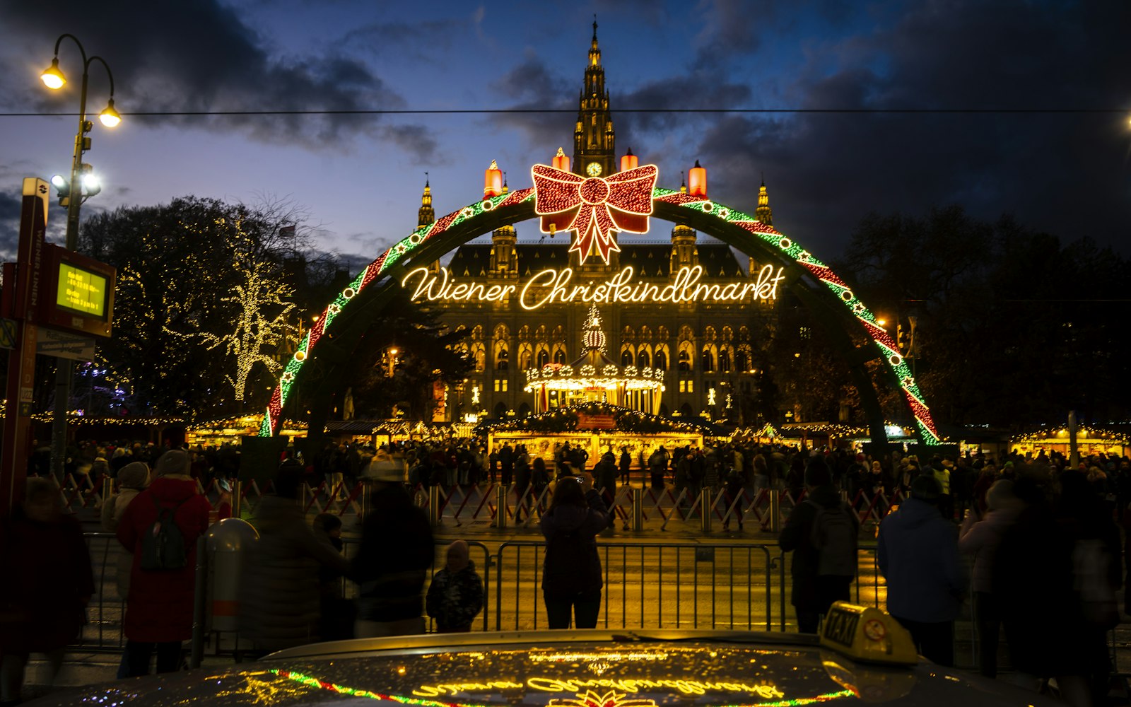 Le luci delle feste in centro